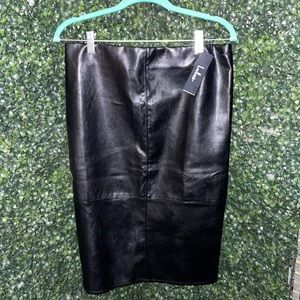 Lulus black vegan leather pencil skirt